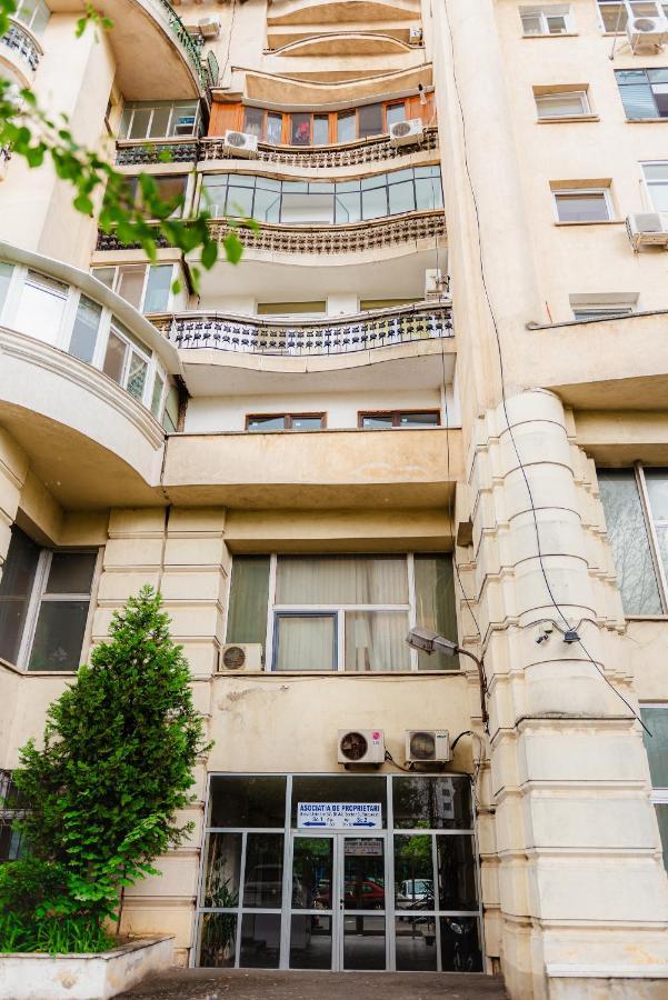 Comfy Apartment With Private Parking And Netflix Букурещ Екстериор снимка