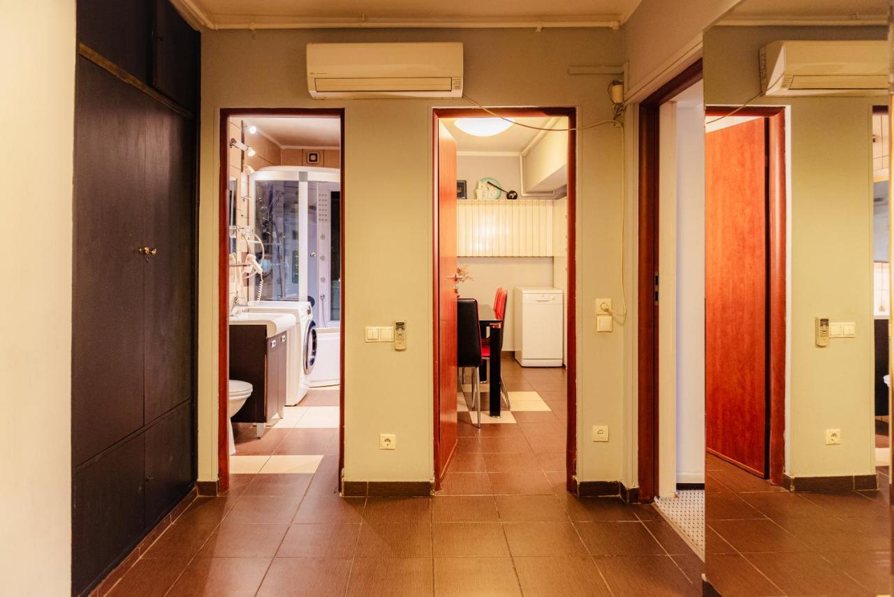 Comfy Apartment With Private Parking And Netflix Букурещ Екстериор снимка